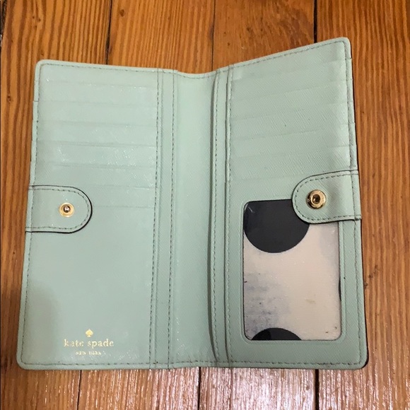 Kate Spade Wallet - Picture 3 of 5